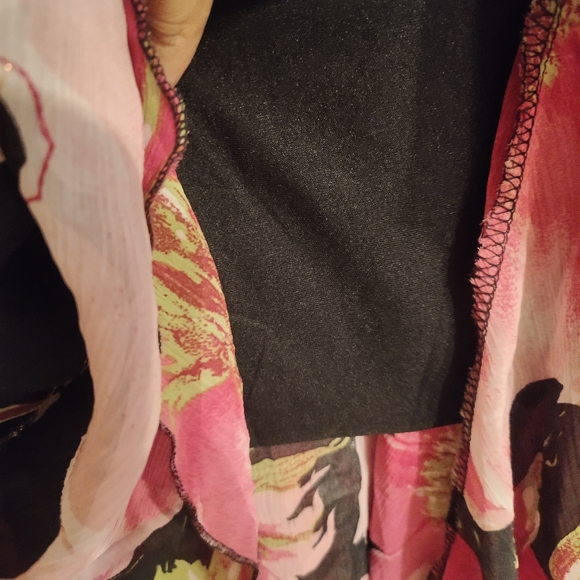 ❌❌ S O L D ❌❌ Solitaire cowl neck floral print sleevless dress for bust 28 to 32 - Picture 6 of 6